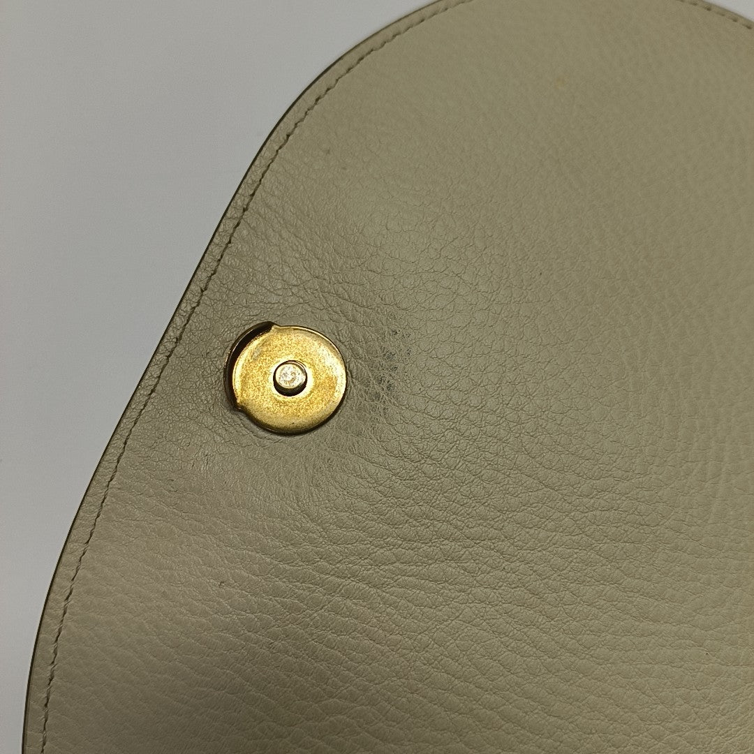 Nile Medium Calfskin White