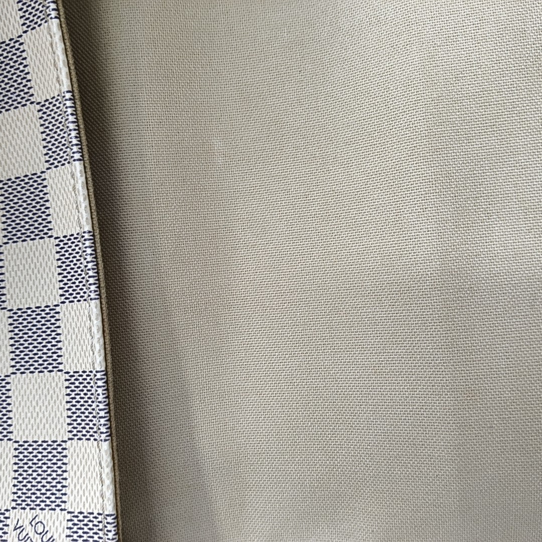 FAVORITE PM Damier Azur Coated Canvas White