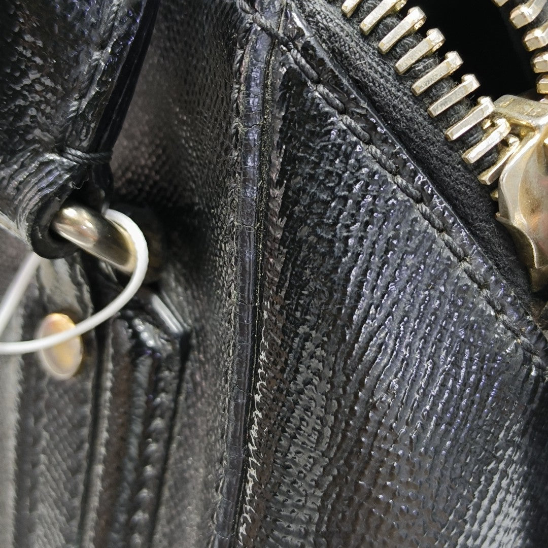Calfskin Shoulder Bag Medium Black