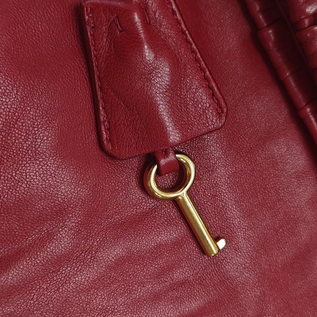 Quilted Lambskin Shoulder Bag Red