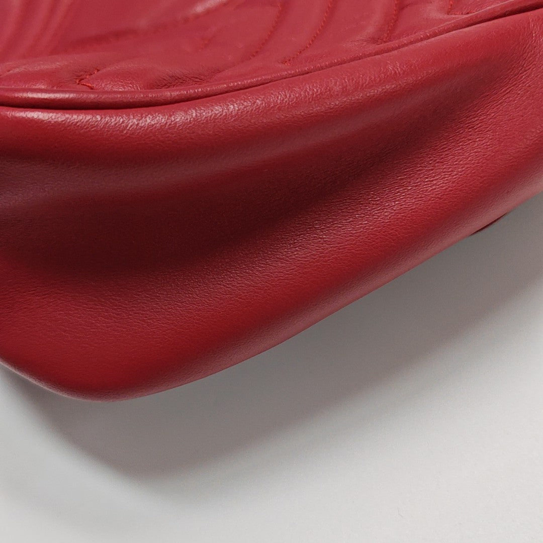 GG Marmont Medium Quilted Calfskin Red