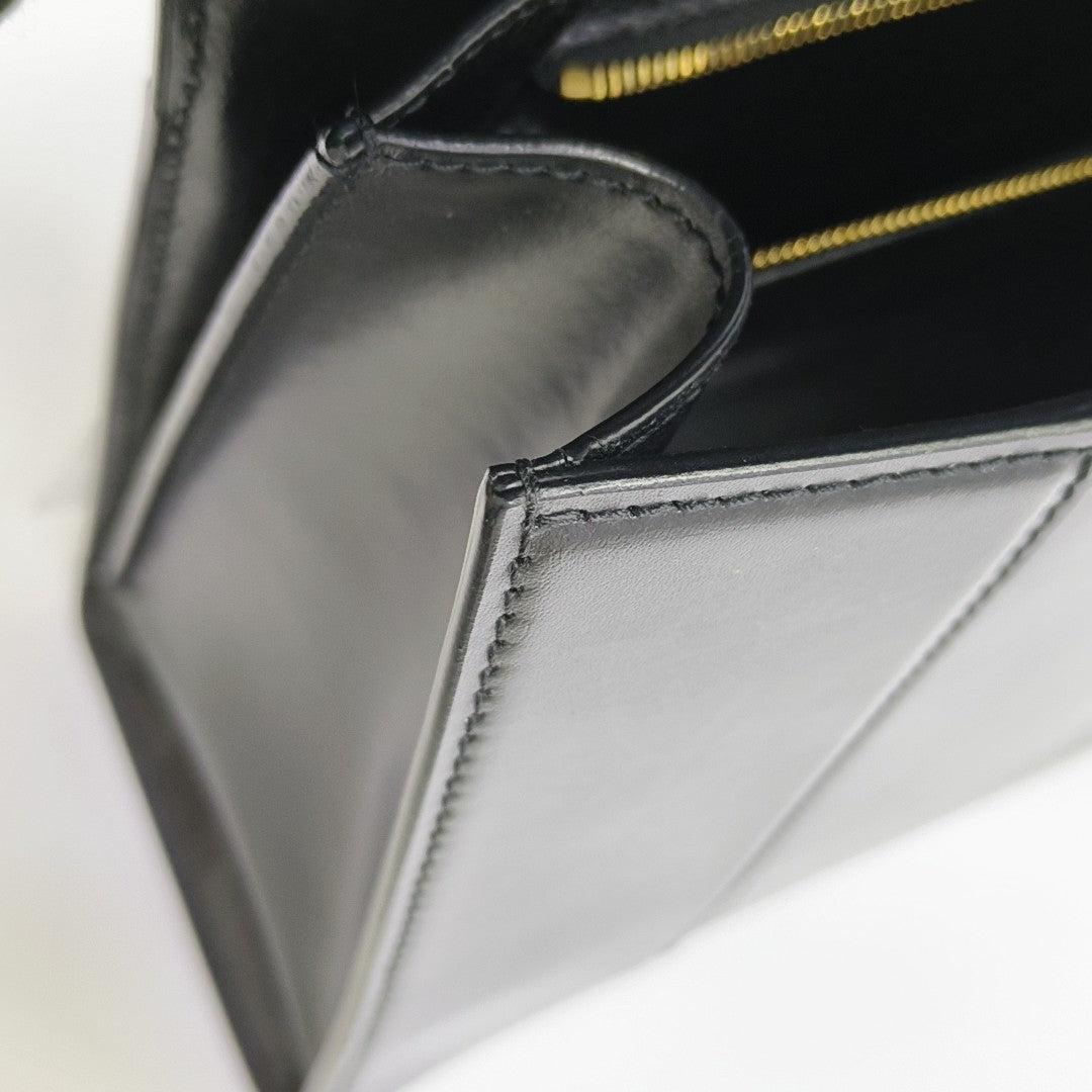 Hourglass Small Calfskin Black