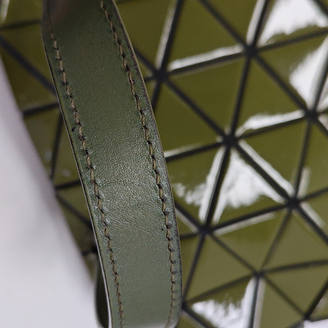 Special Material Shoulder Bag Green
