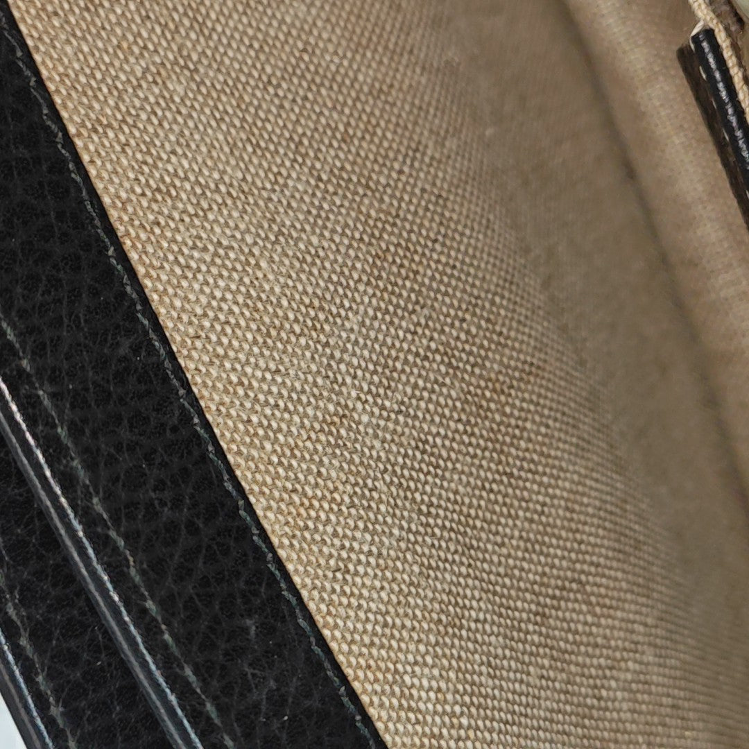 Interlocking G Small Calfskin Black