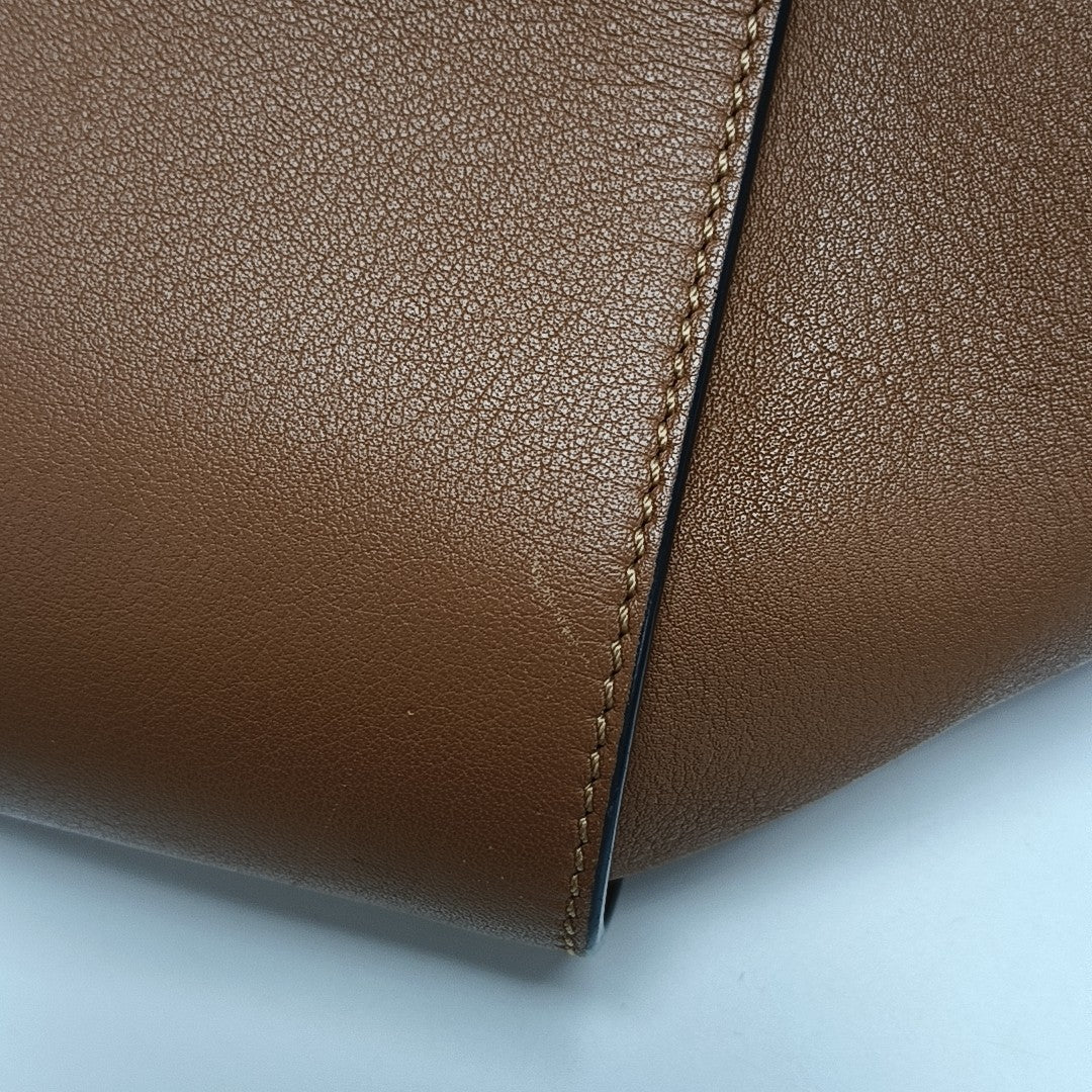 Hammock Small Calfskin Brown