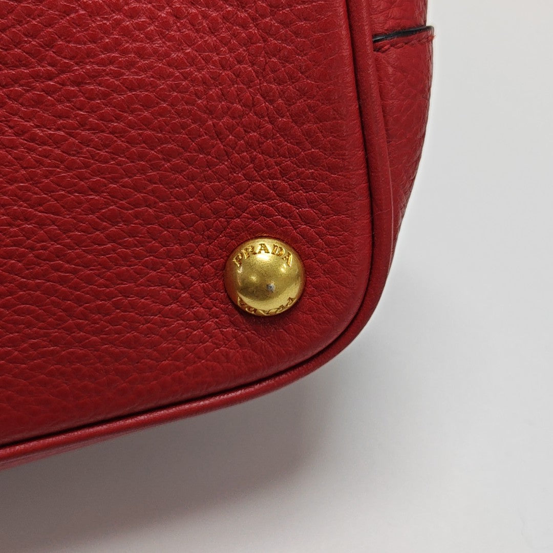 Calfskin Shoulder Bag Red