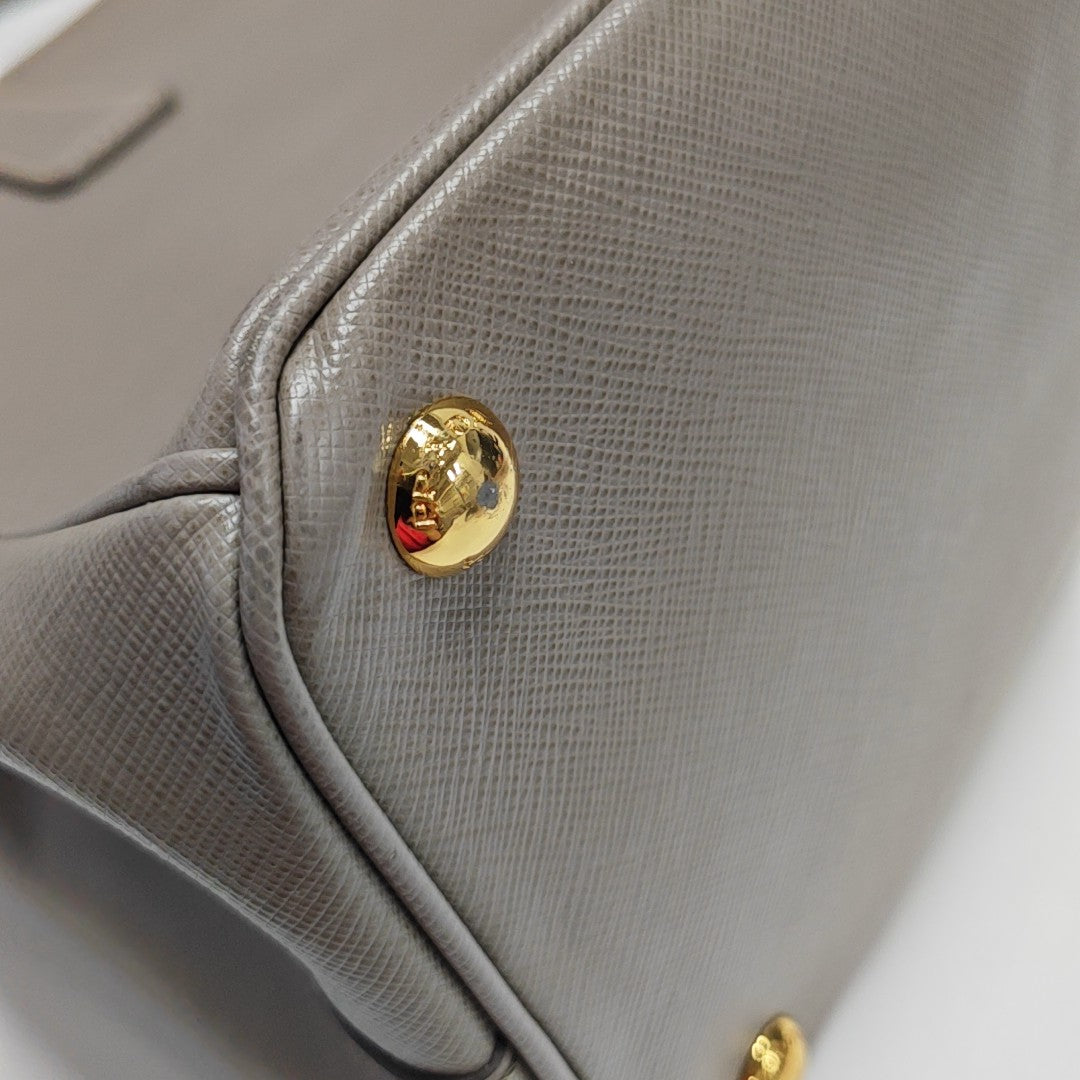 Galleria Large Saffiano Calfskin Gray