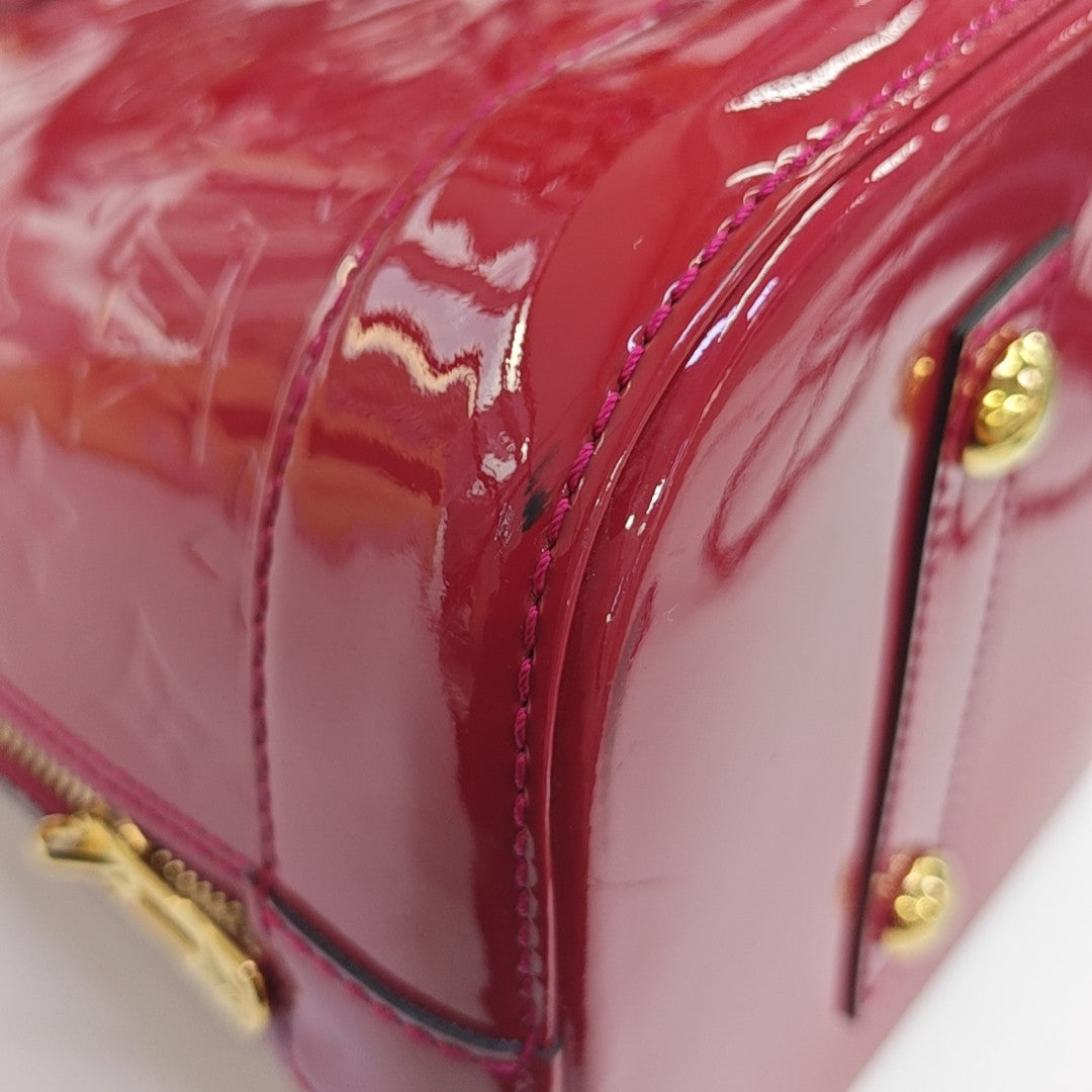 ALMA MM Patent Leather Red