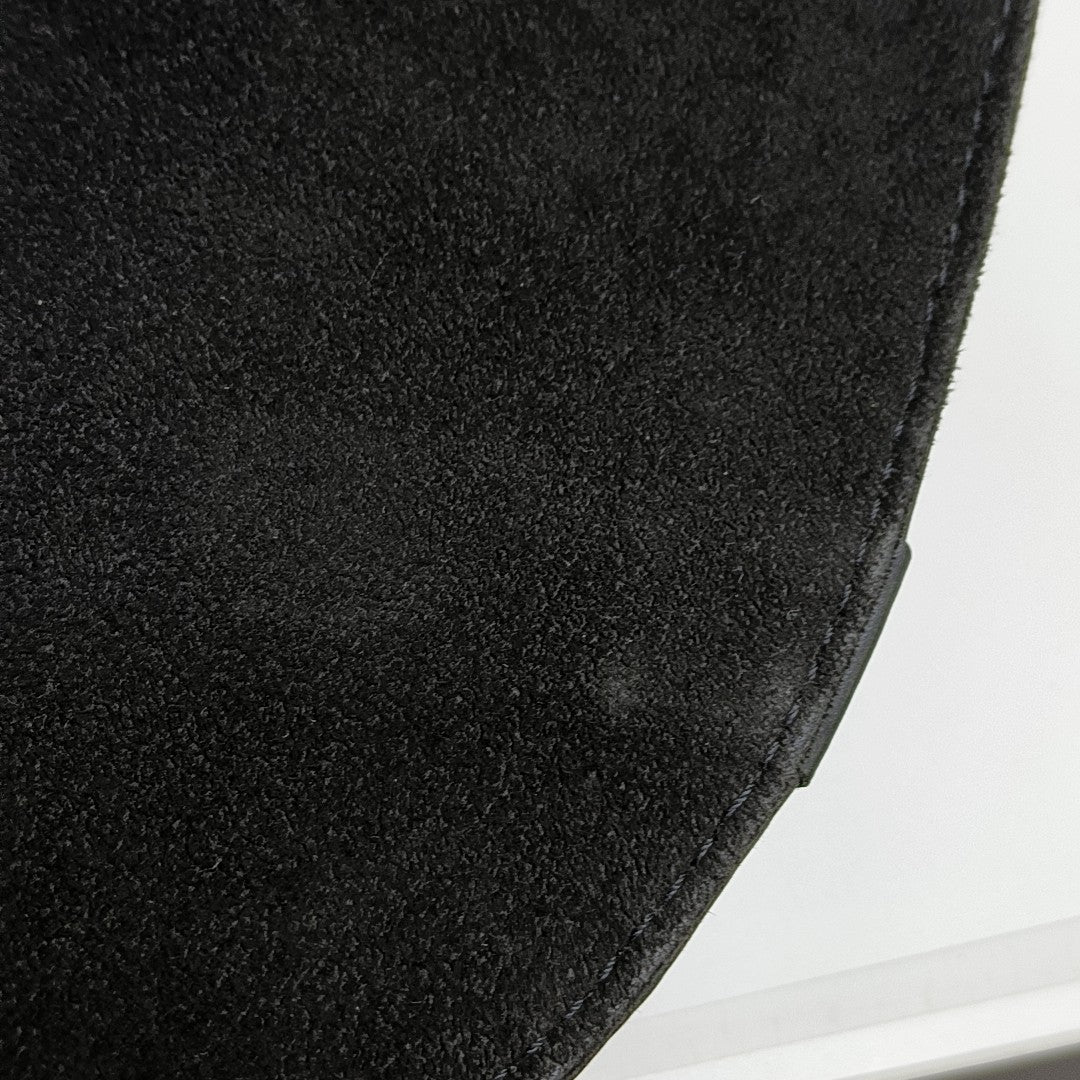 CHRISTOPHER Calfskin Black
