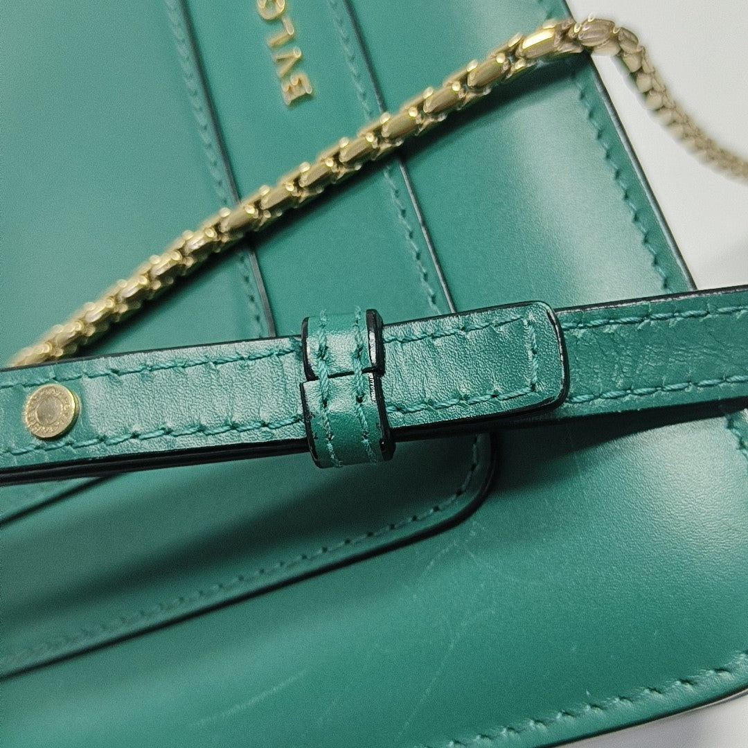 SERPENTI FOREVER Small Calfskin Green