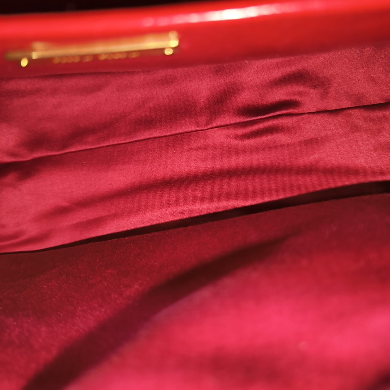 Calfskin Shoulder Bag Red