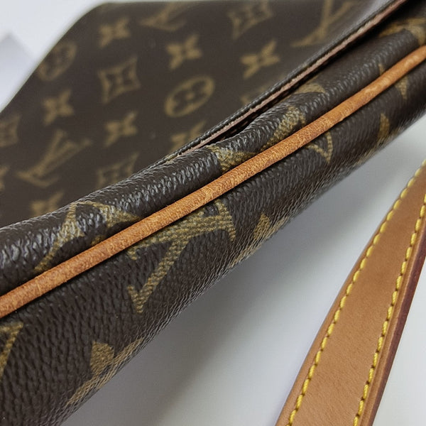 MUSETTE TANGO PM Monogram Coated Canvas Brown