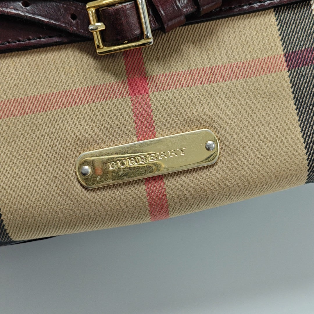 Gosford Canvas Beige