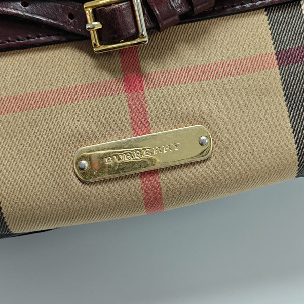 Gosford Canvas Beige