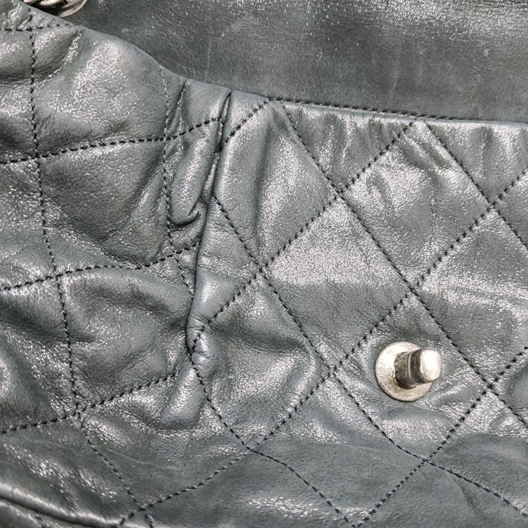 Quilted Calfskin Shoulder Bag Green