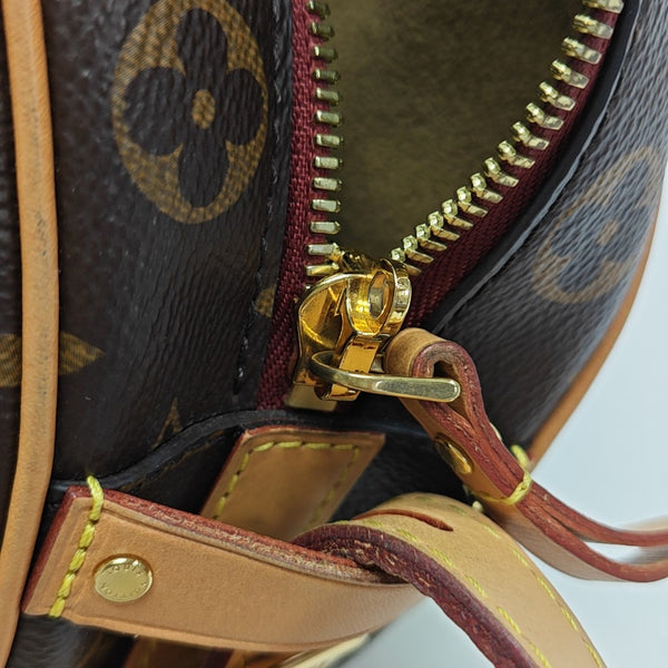 BOITE CHAPEAU MM Monogram Coated Canvas Brown