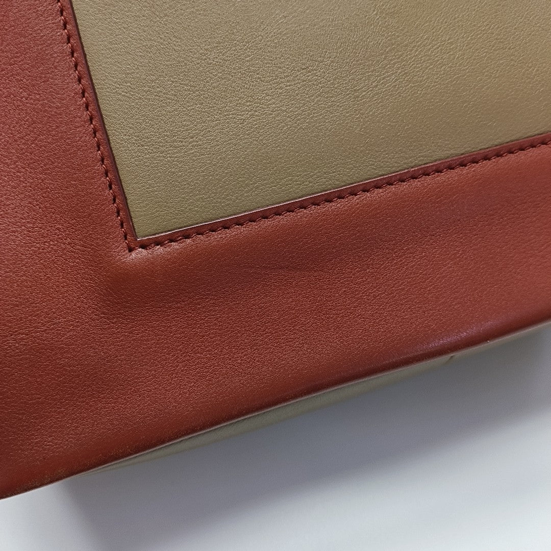 FRAME Medium Calfskin Brown