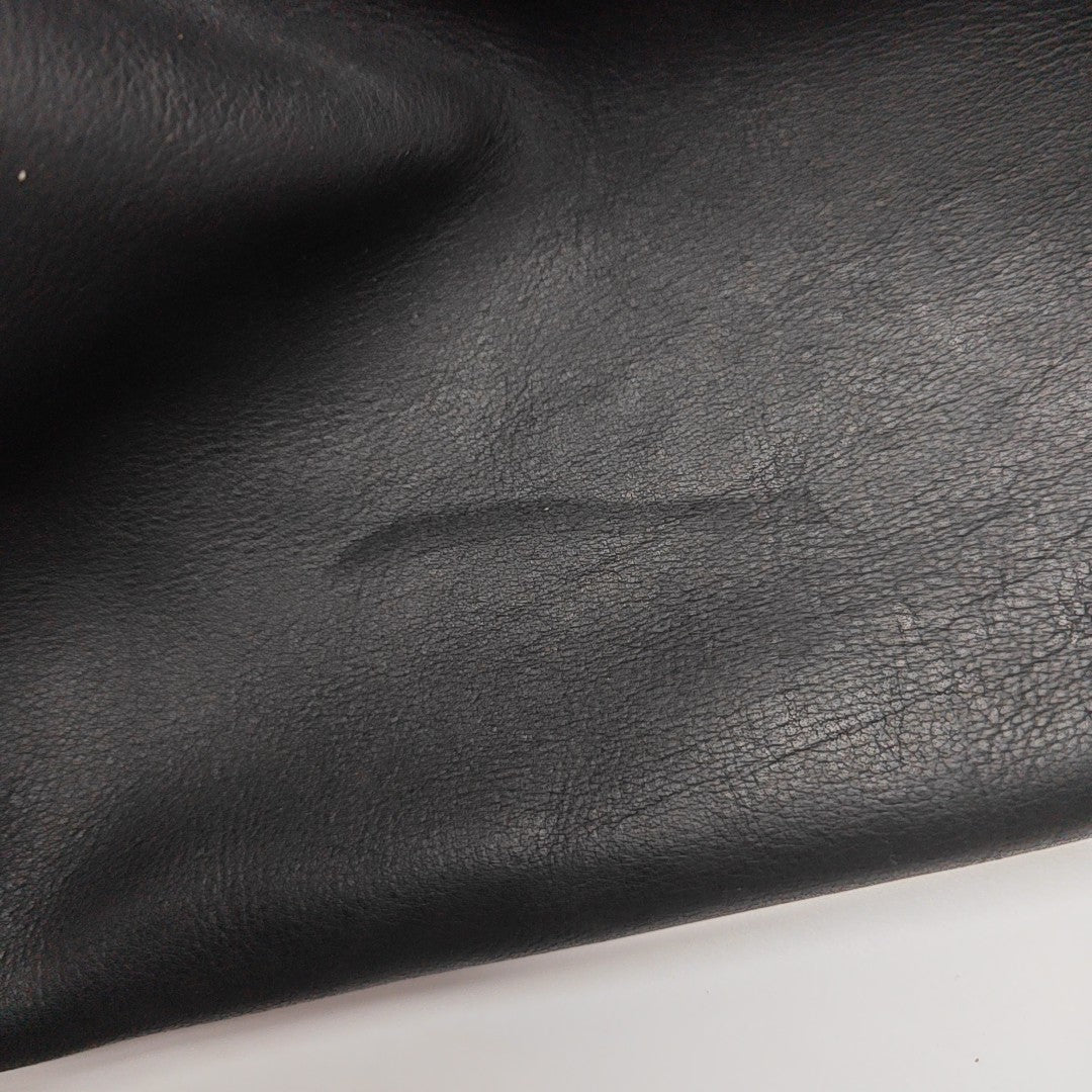 CHYC Y LIGNE Medium Calfskin Black