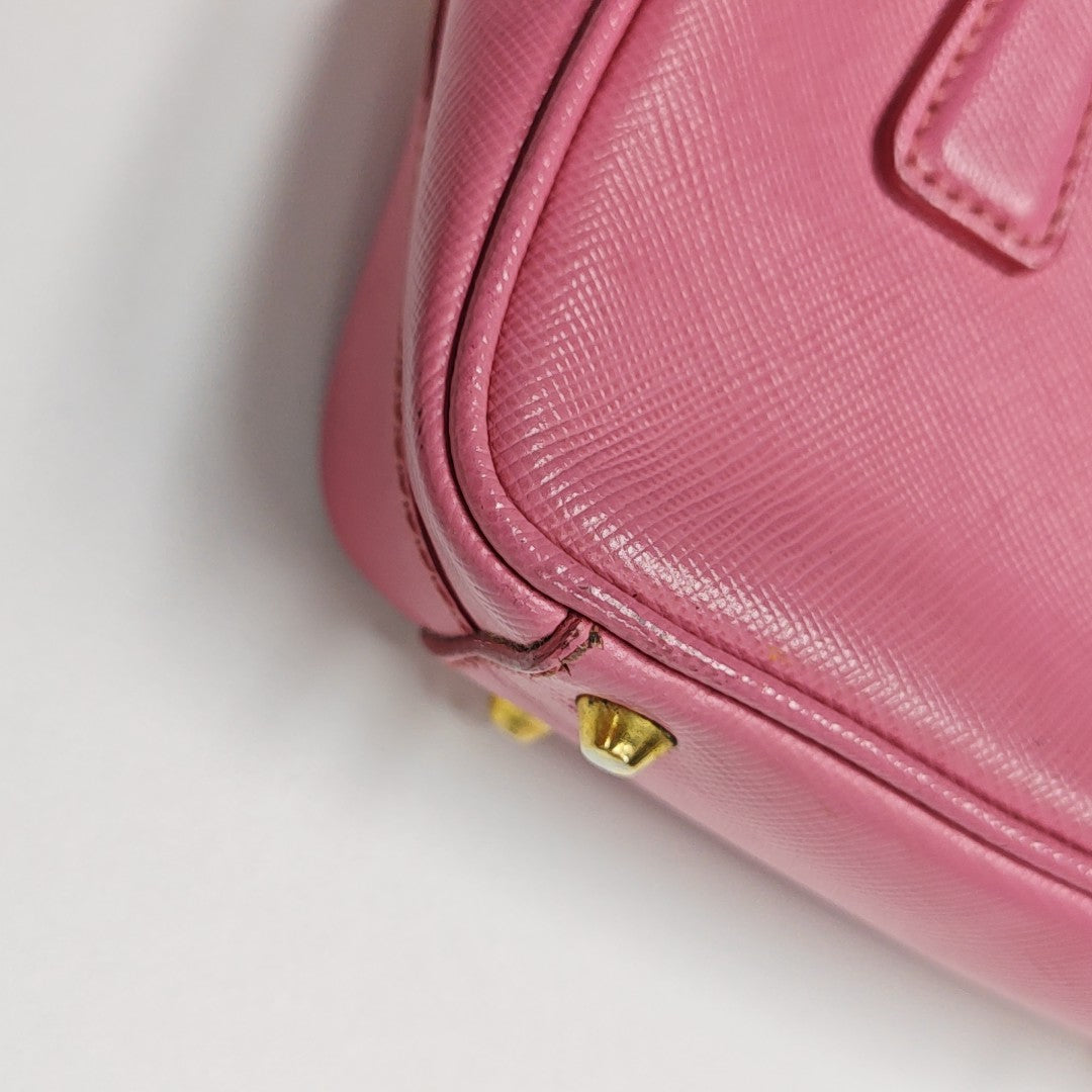 Saffiano Calfskin Shoulder Bag Pink