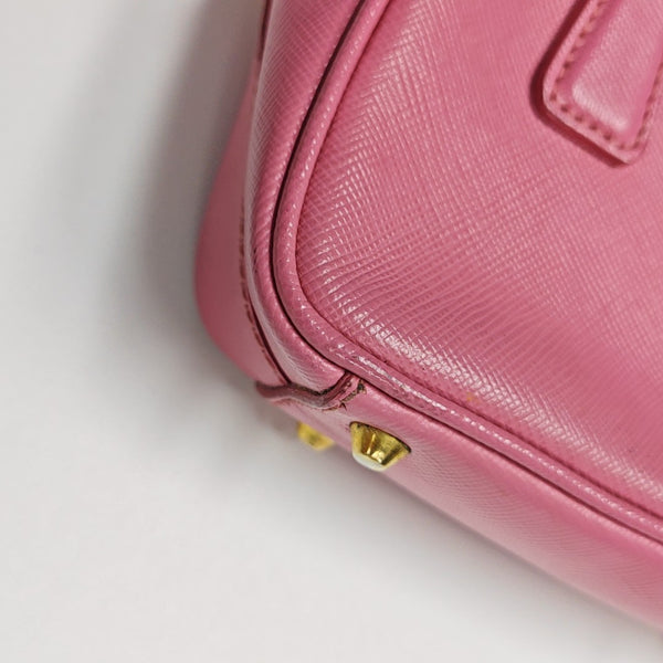 Saffiano Calfskin Shoulder Bag Pink