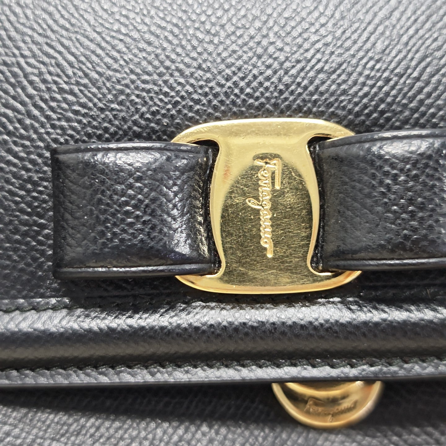 Calfskin Shoulder Bag Medium Black