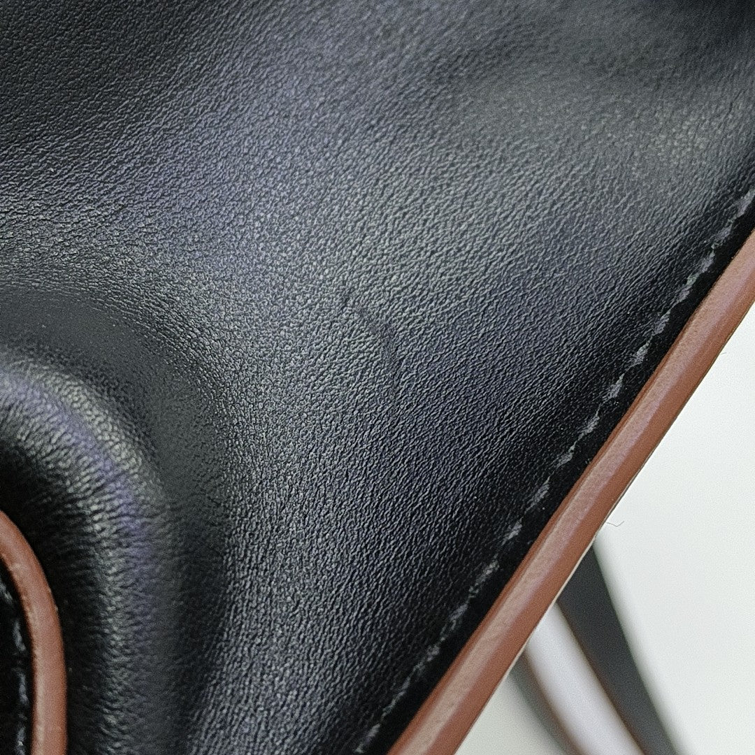 Miu Lady Calfskin Black