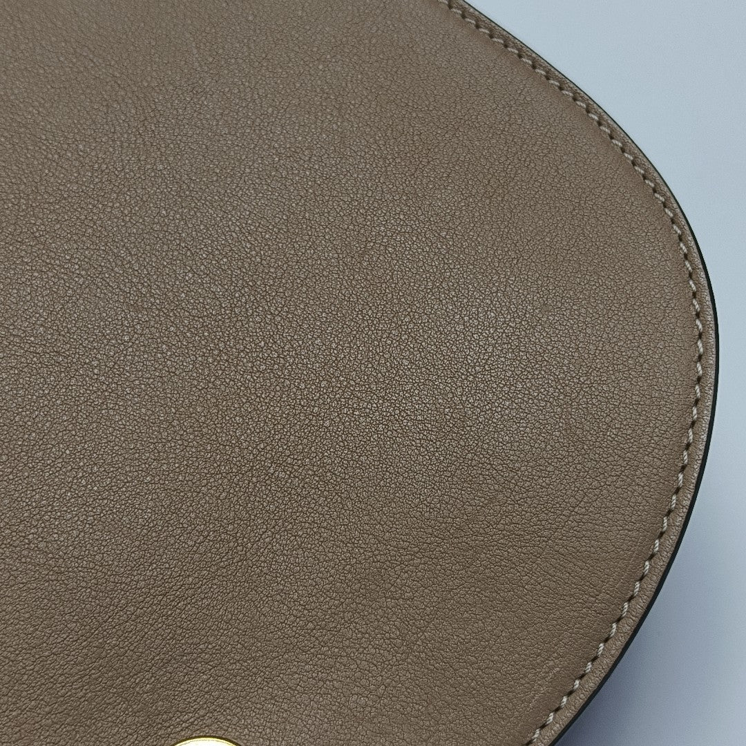 Nile Medium Calfskin Brown