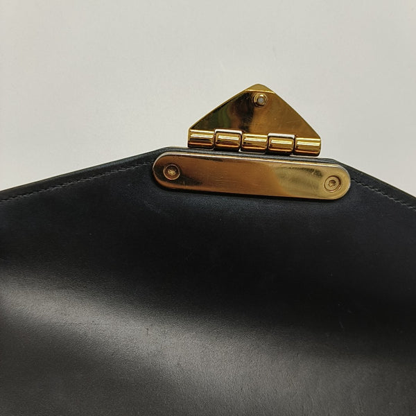 SWING Monogram Calfskin Black
