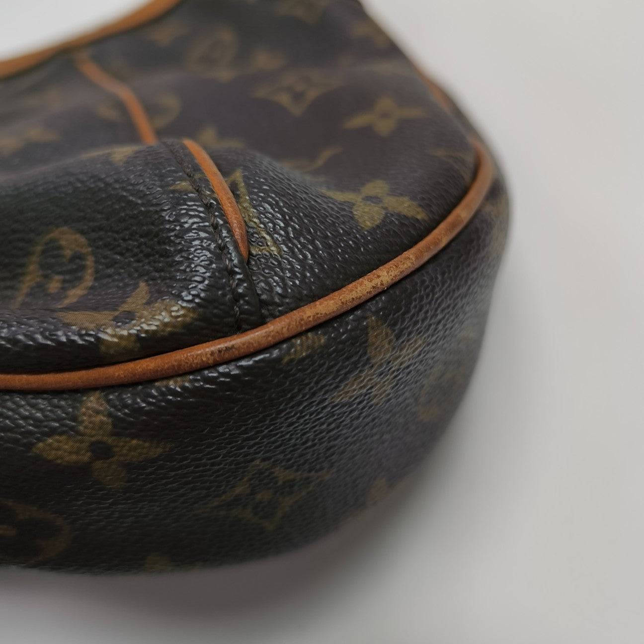 VINTAGE THAMES GM Monogram Coated Canvas Brown
