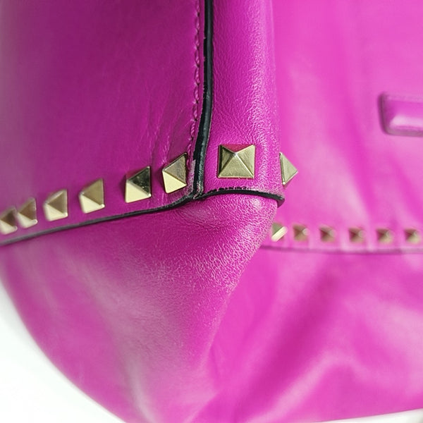 Rockstud Calfskin Red