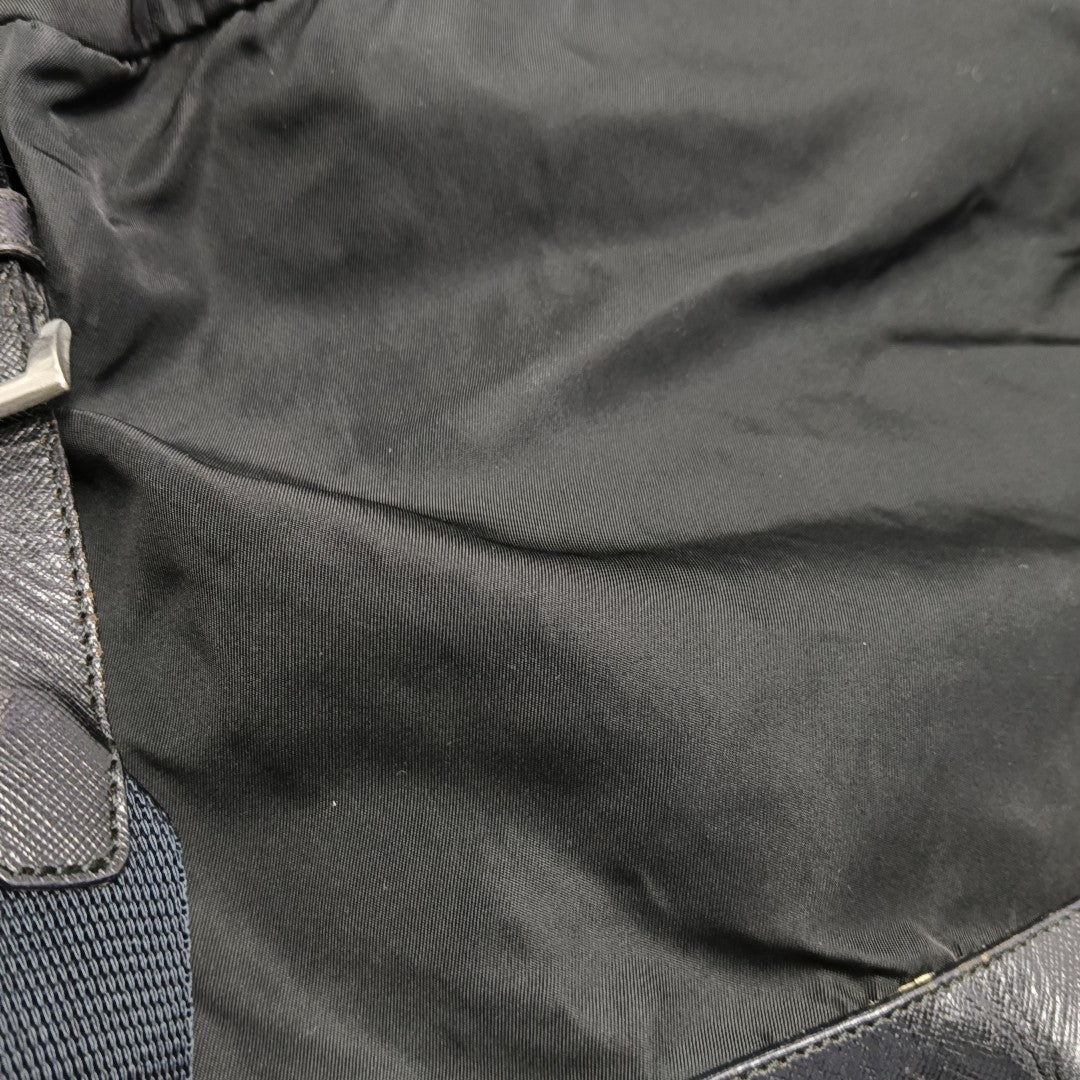 Vela Nylon Black