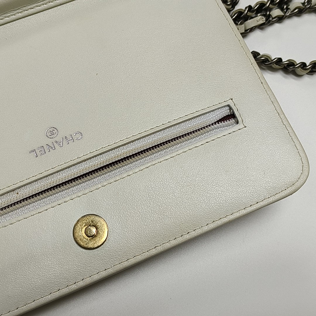 WOC Quilted Calfskin White