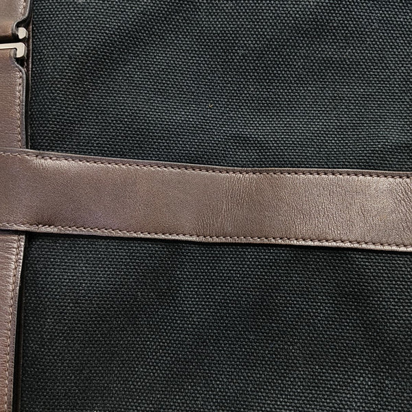 Arion Canvas Black