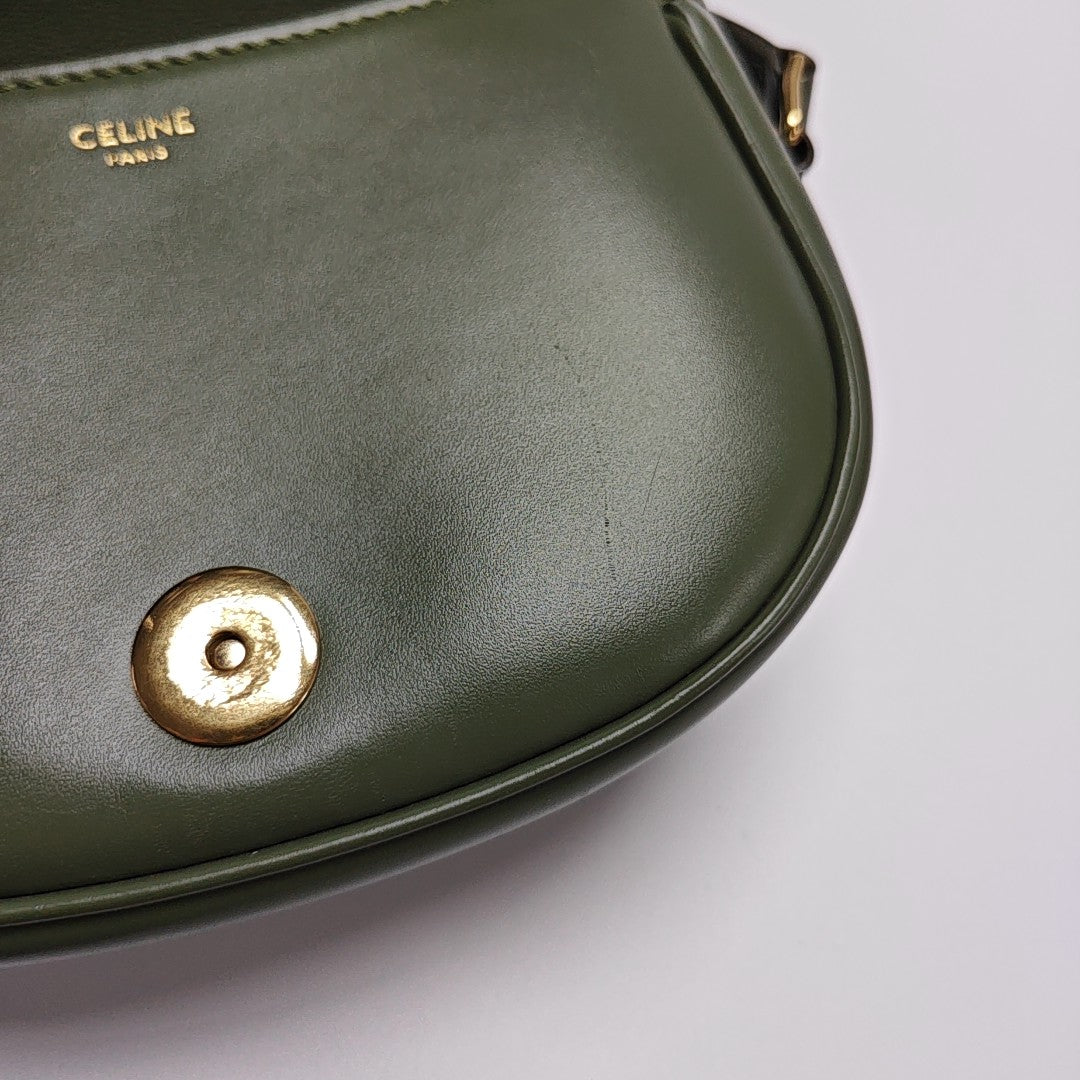 CRÉCY Small Calfskin Green