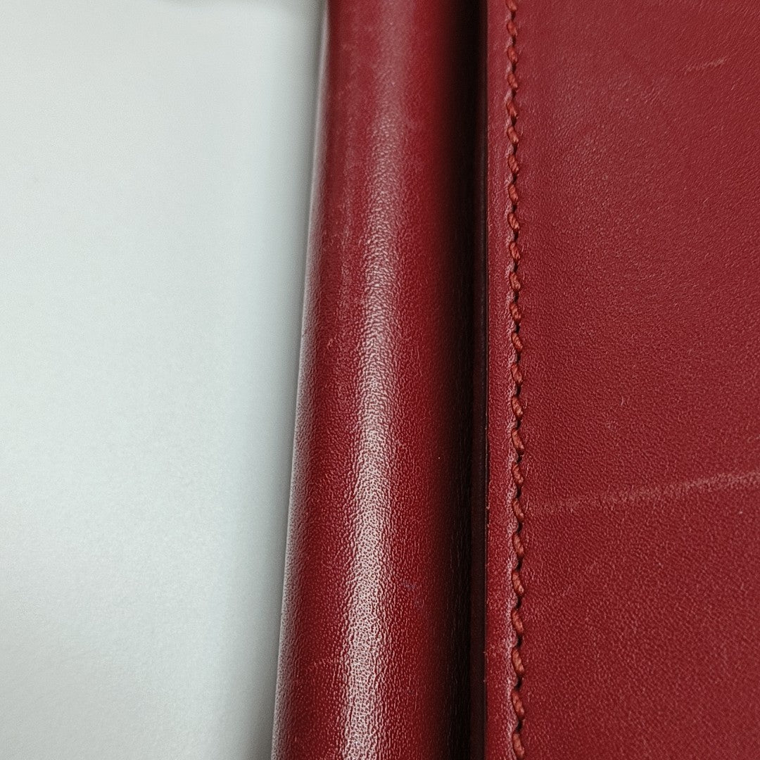 Nymphaea Medium Calfskin Red