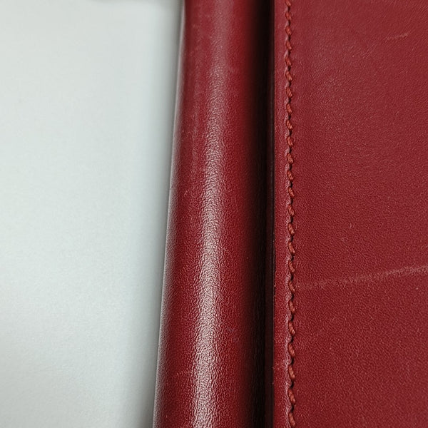 Nymphaea Medium Calfskin Red