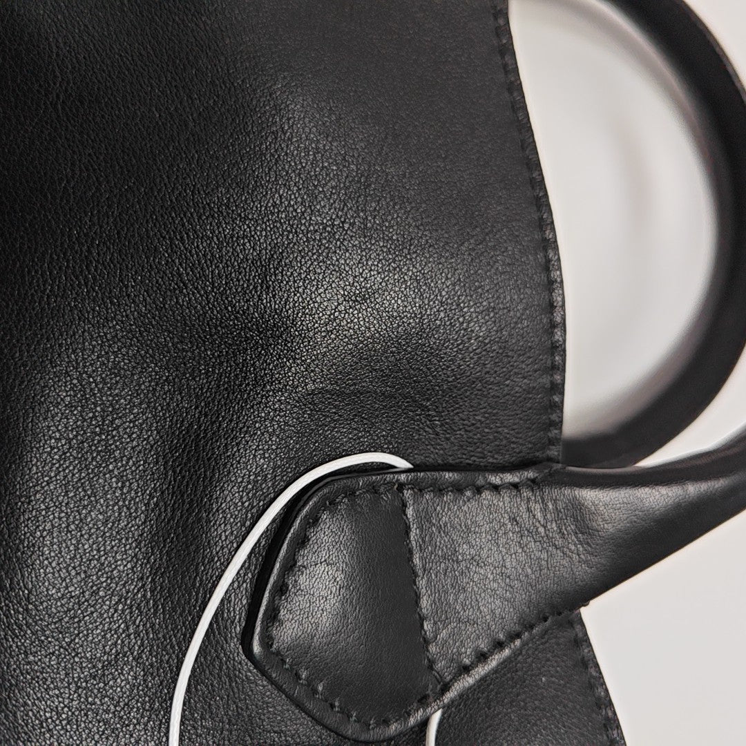 The Banner Medium Calfskin Black