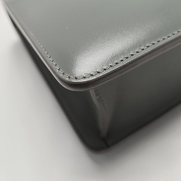 30 Montaigne Calfskin Gray