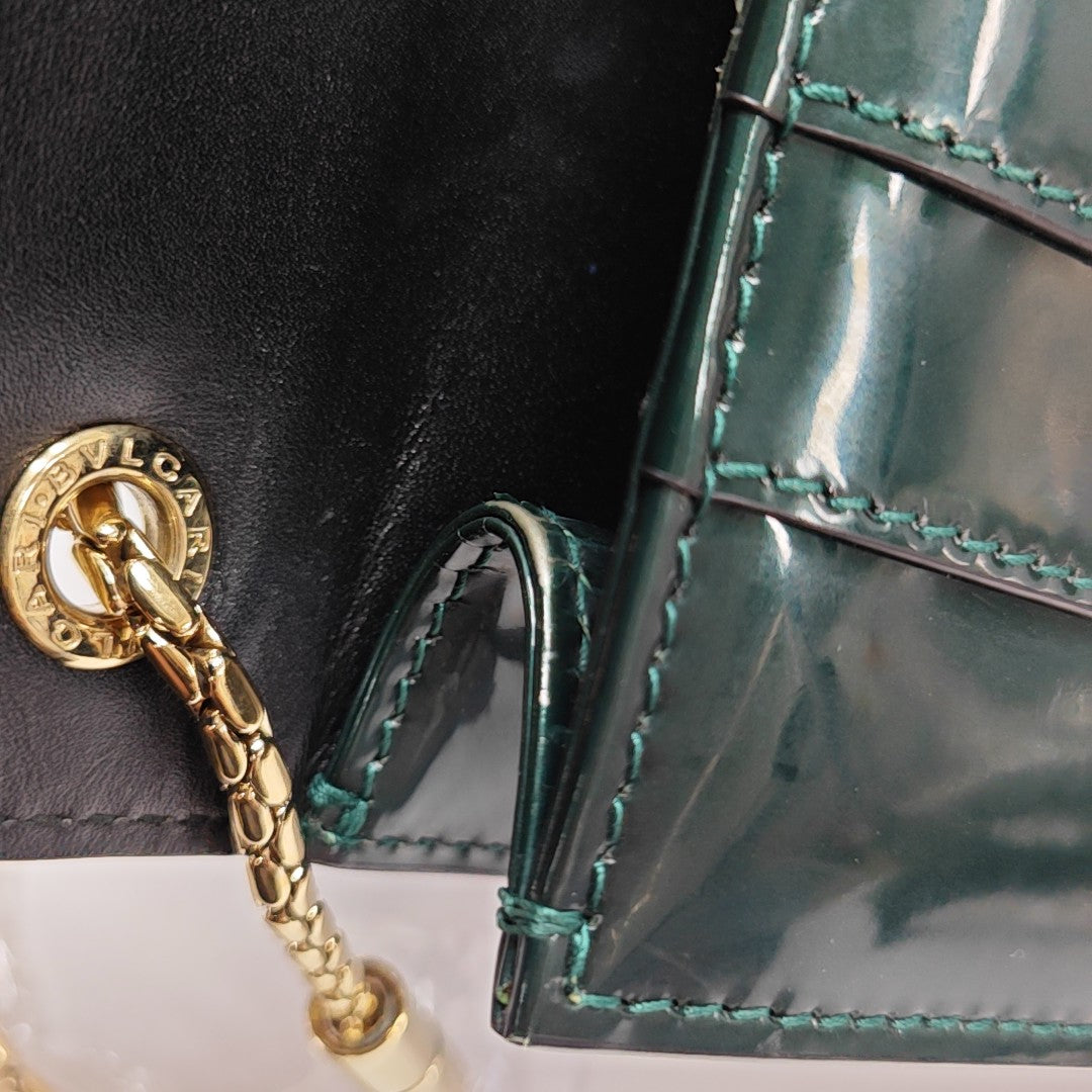 SERPENTI FOREVER Small Patent Leather Green