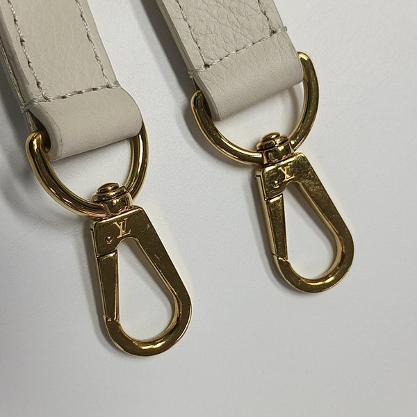 DAUPHINE MM Calfskin White