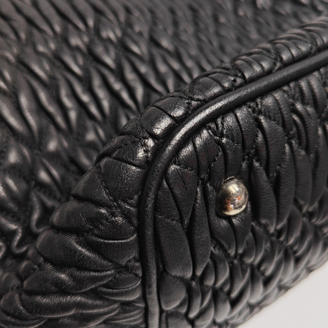 Avenue Quilted Lambskin Black