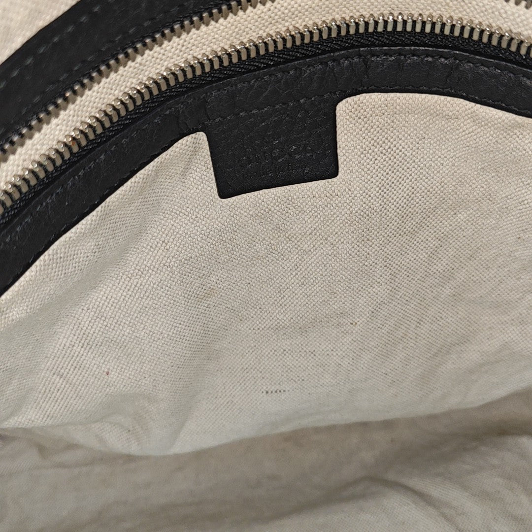 Calfskin Medium Black