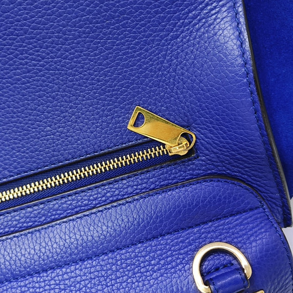 TRAPEZE Medium Calfskin Blue