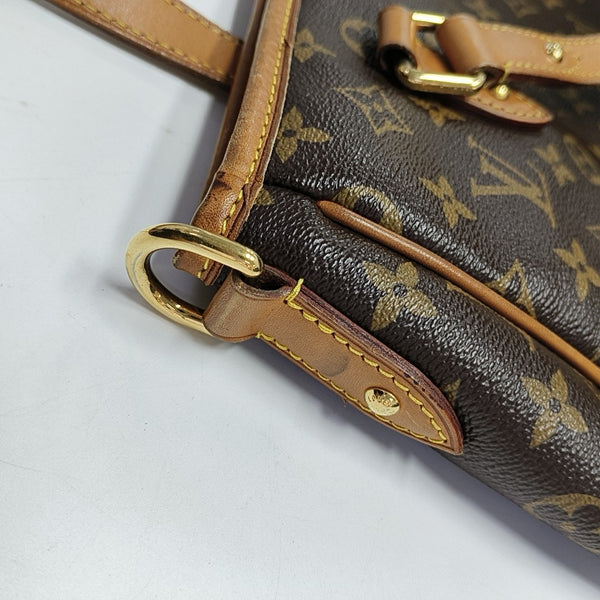 ESTRELA GM Monogram Coated Canvas Brown