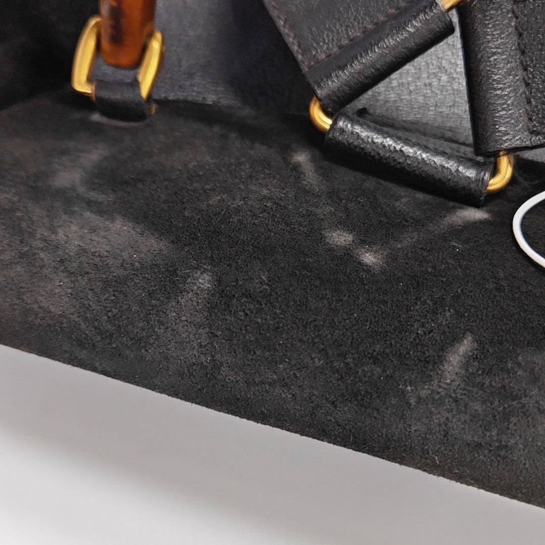 Bamboo 1947 Medium Suede Black