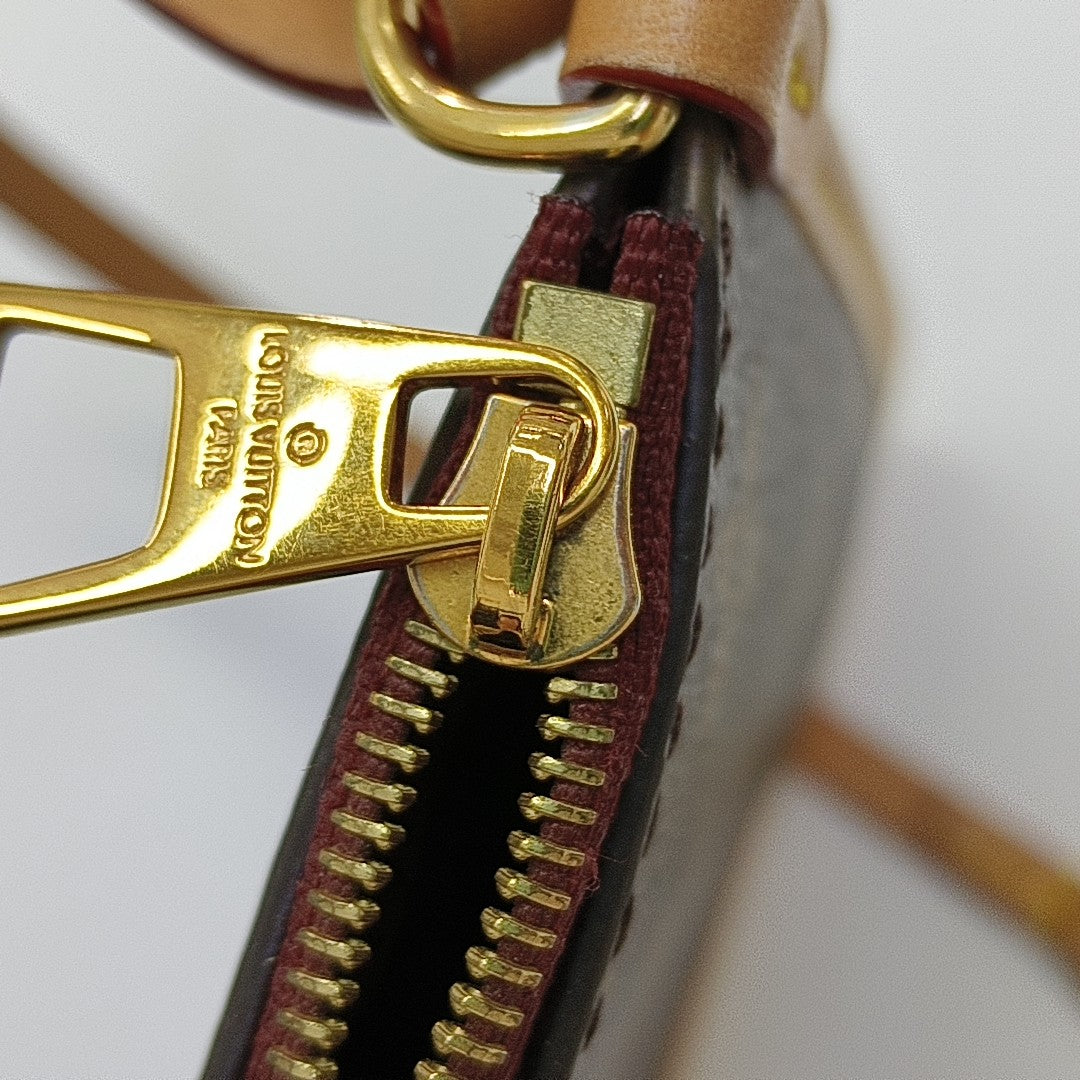 CARRYALL MM Monogram Coated Canvas Brown