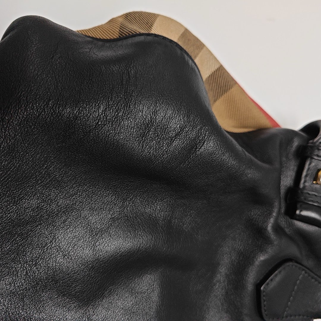 The Banner Medium Calfskin Black