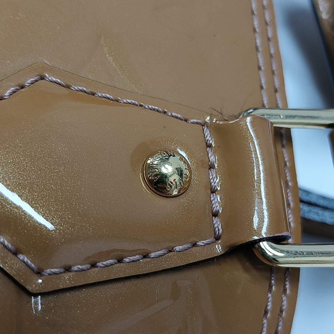 ALMA BB Patent Leather Beige