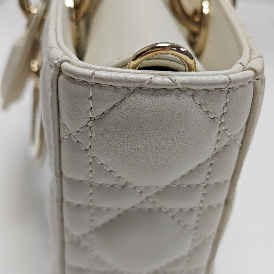 Lady D-Joy Medium Cannage Lambskin White