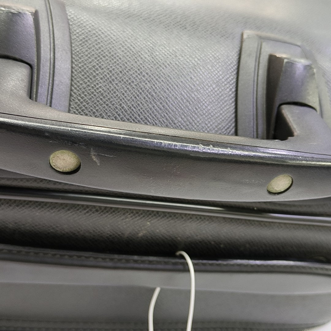 PEGASE Calfskin Black